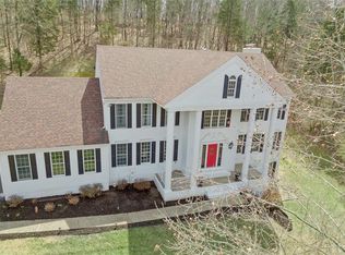 19226 Saint Albans Valley Dr, Glencoe, MO