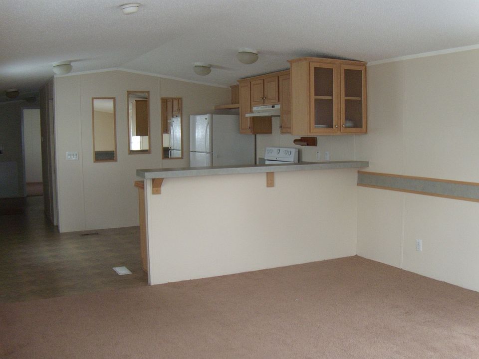 2nd image of 25452 Doncea Dr