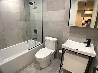 Rented by Tapiro Realty