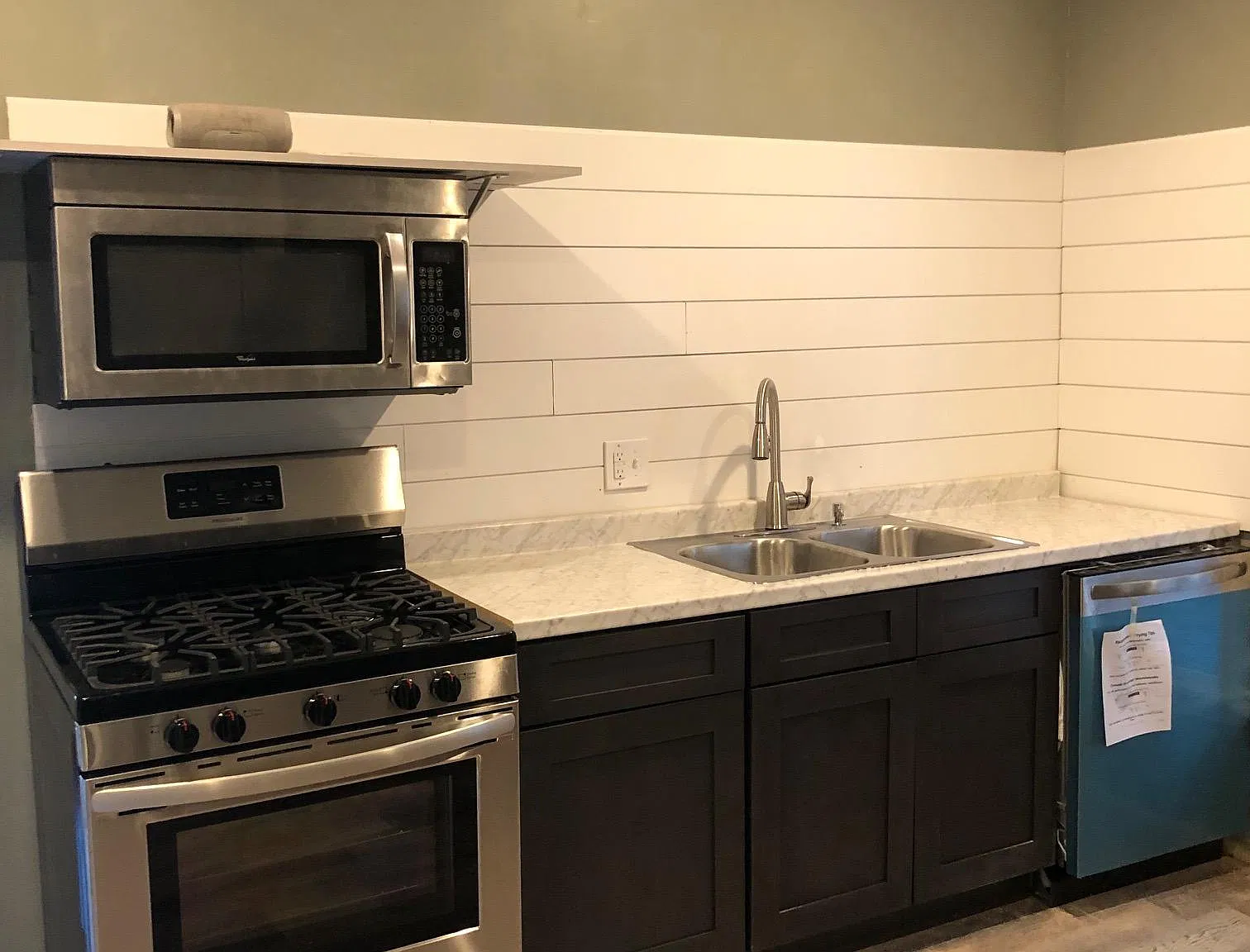 56 Anderson Pl — Photo 2