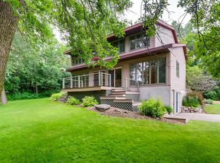 6831 Utica Ter, Chanhassen, MN 55317