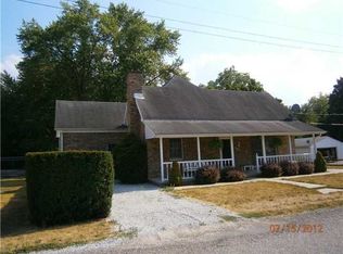 401 W Pearl St, Waldron, IN 46182