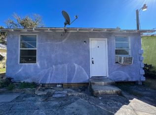 1900 Bayshore Rd #B, Palmetto, FL 34221