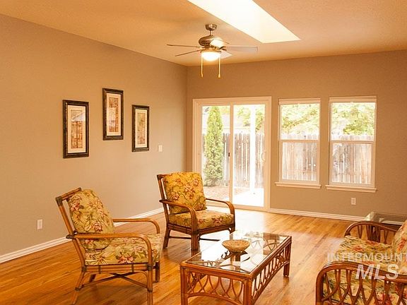 5th image of 5891 Bremerton Pl
