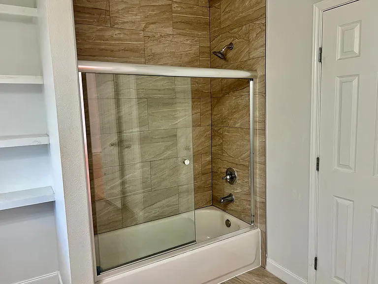 4390 Harvest Ln — Photo 22