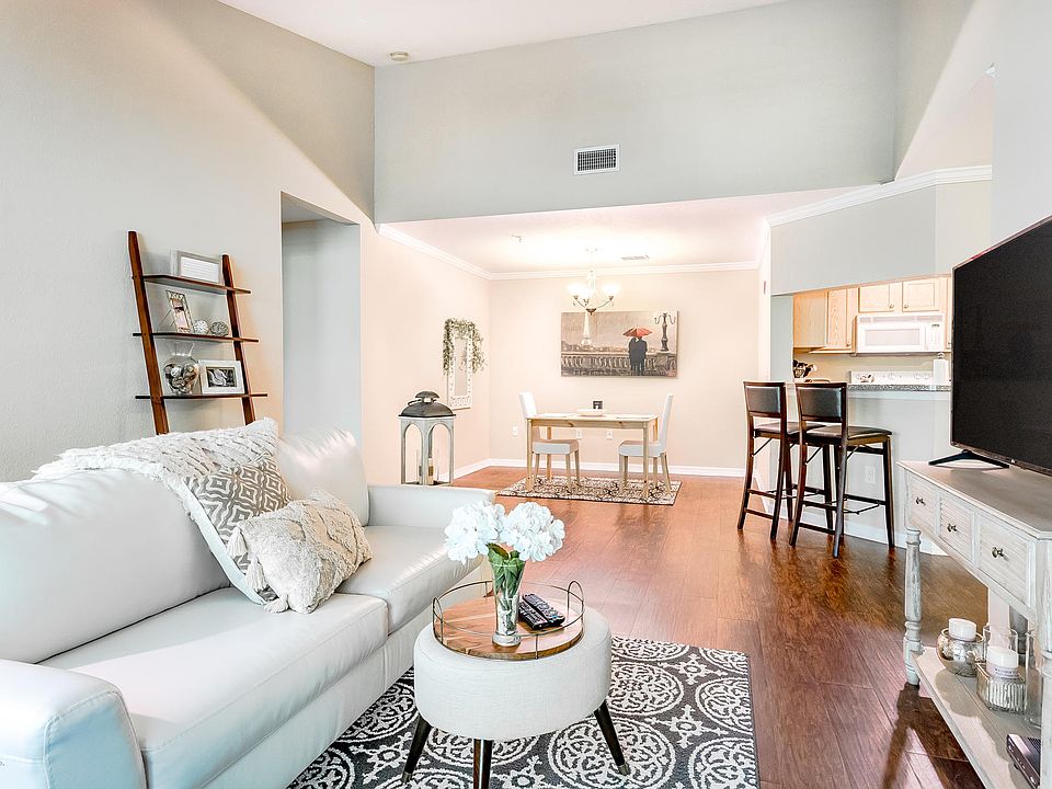 1st image of 7800 Point Meadows Dr APT 1433