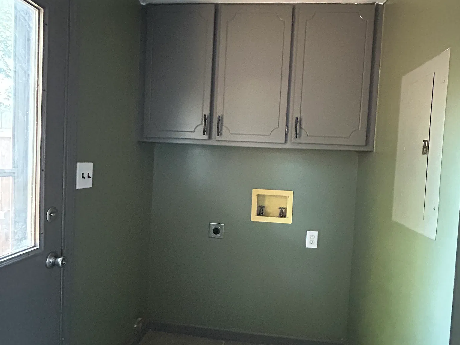2605 W C St — Photo 2