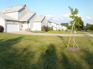 1413 Loop Rd, Kent, OH 44240