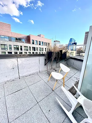 Rented by Safdie Realty Group | media 13