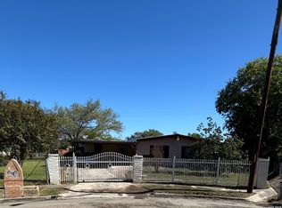 5247 Village Glen, San Antonio, TX 78218