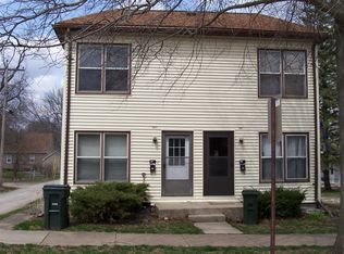 511 W 8th St, Cedar Falls, IA 50613