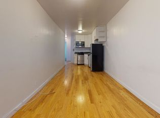 123 E 7th St, New York, NY