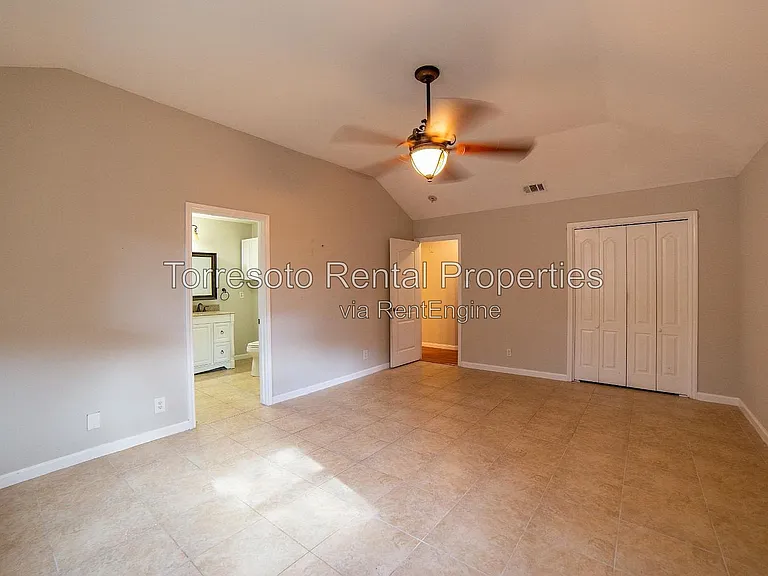 1919 E Highland Blvd — Photo 7