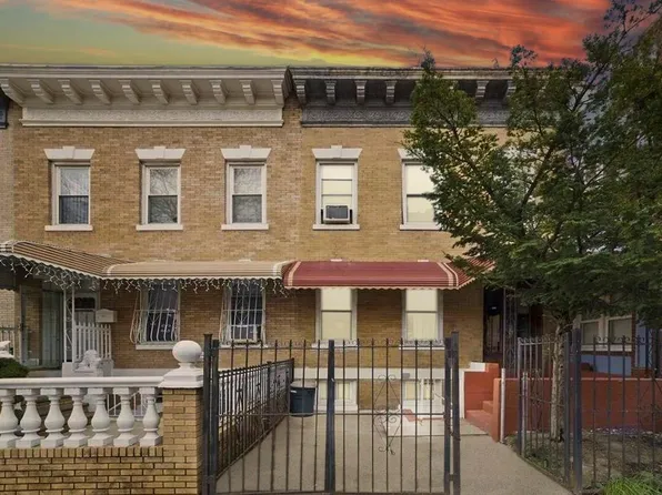 107 Kenilworth Pl, Brooklyn, NY 11210