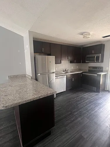 140 Lanier Dr Photo 1