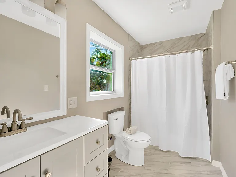 7476 Cass Cir — Photo 23