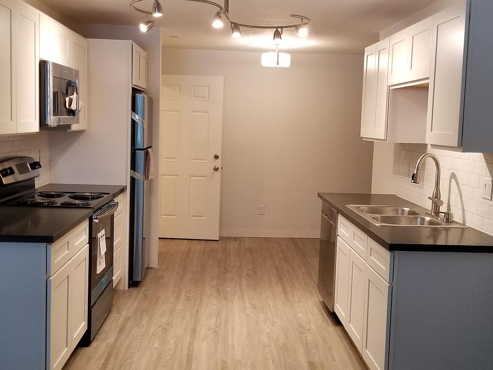 2nd image of 2405 Pacific Ave #202