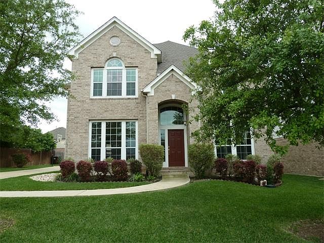 1st image of 1301 Augusta Bend Dr