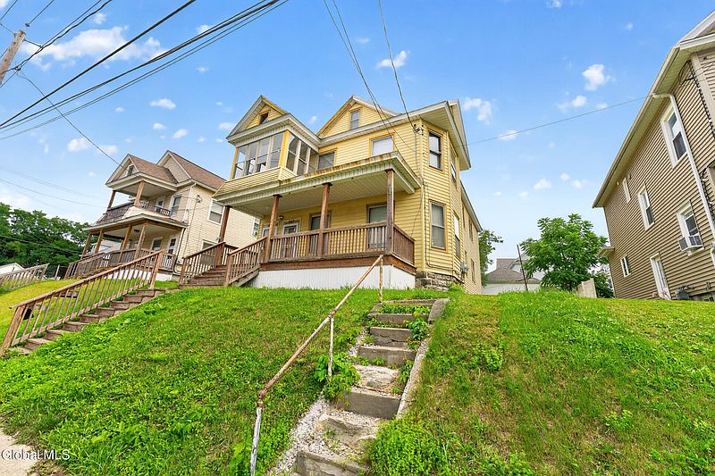 3rd image of 267-269 Vrooman Avenue