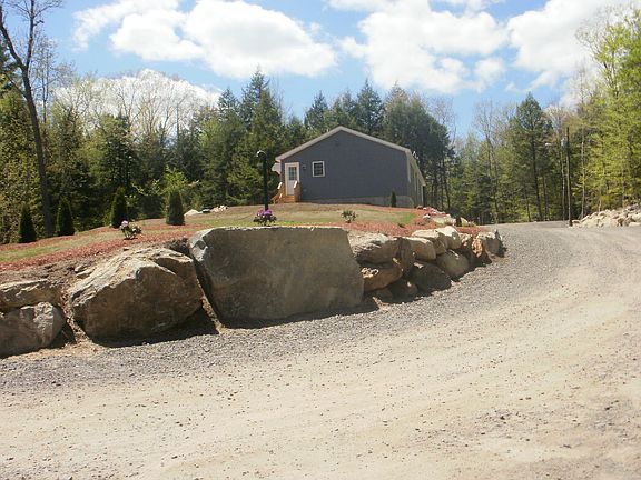 Entrance from road