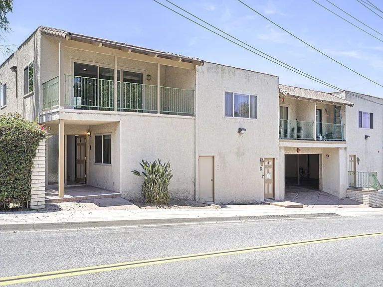 1822 Spreckels Lane — Photo 1