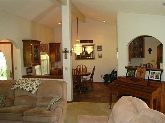 5th image of 194 Two Mile Ln
