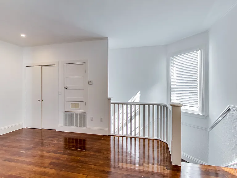 322 Stanyan — Photo 20