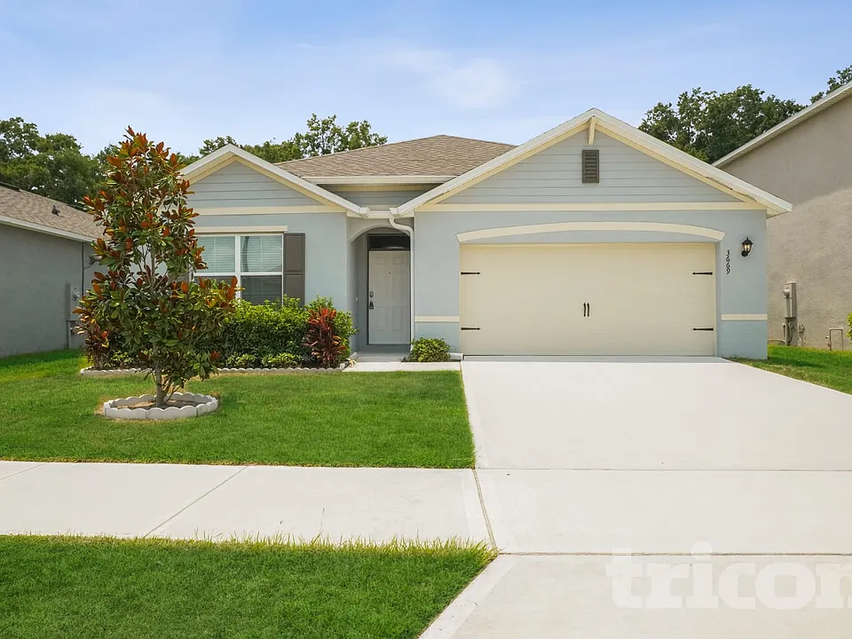 3669 Crimson Clover Dr