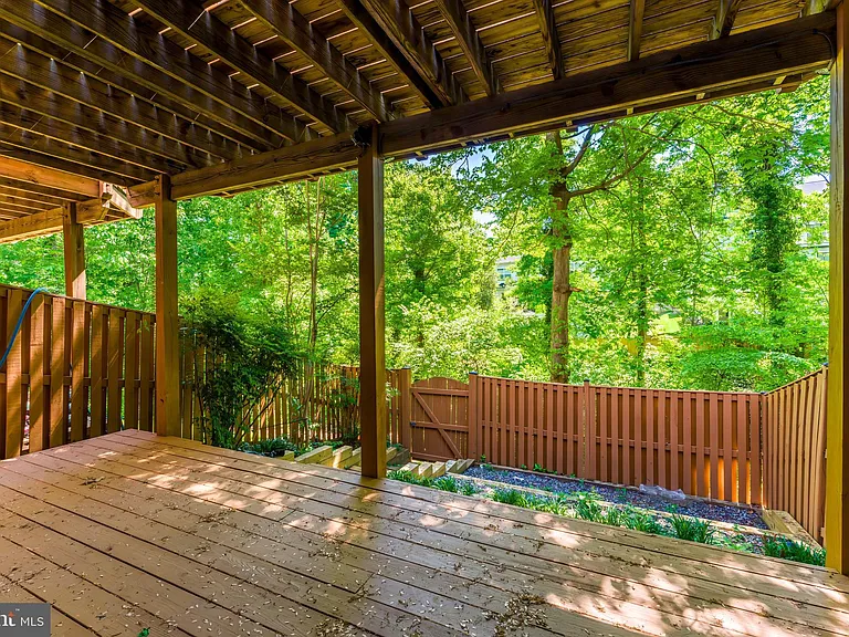 2029 Magarity Ct — Photo 46