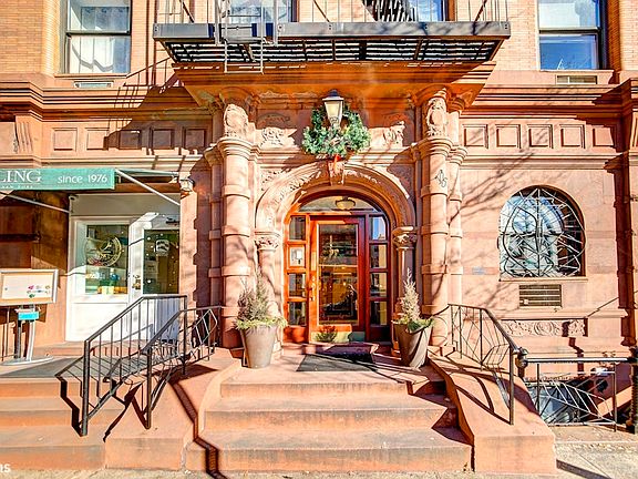 5th image of 105 W 77th St APT 2E