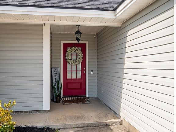 3rd image of 4197 NE Nelson Hill Pl