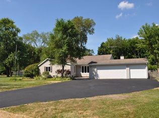 808 Echo Lake Rd, Lake Zurich, IL 60047