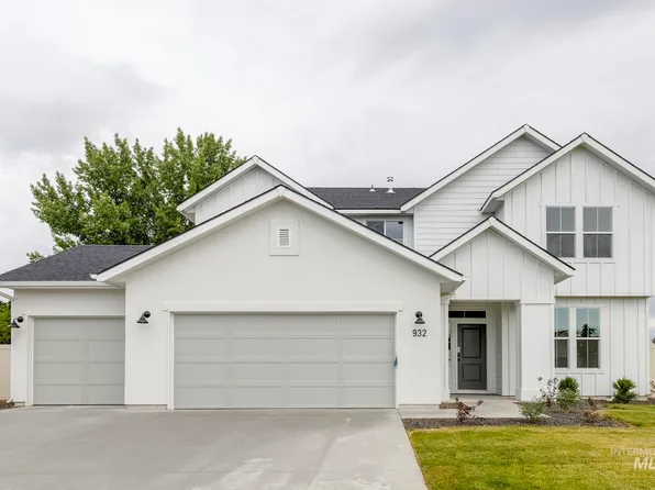 932 E Perjue Basin Dr, Nampa, ID 83686