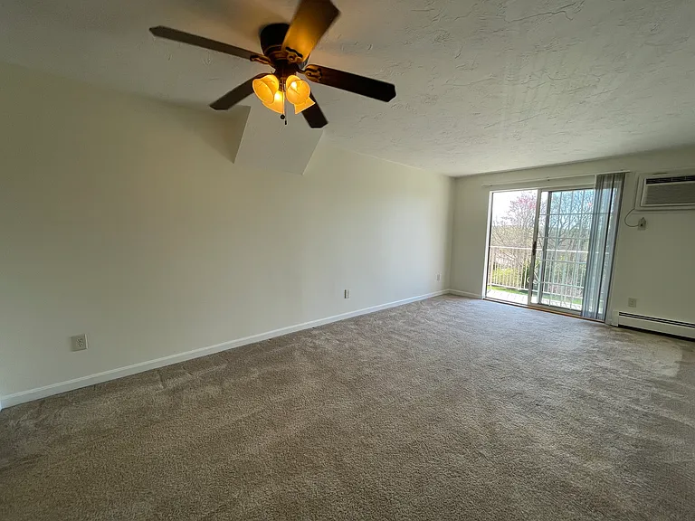 Park View Hills Condominiums — Photo 20