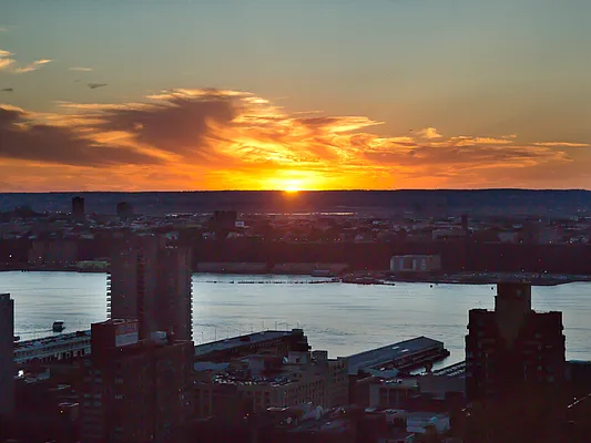 Sold by Sotheby's International Realty | media 13