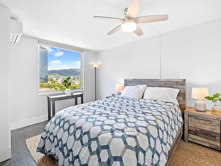 1717 Ala Wai Blvd #1004 — Photo 10