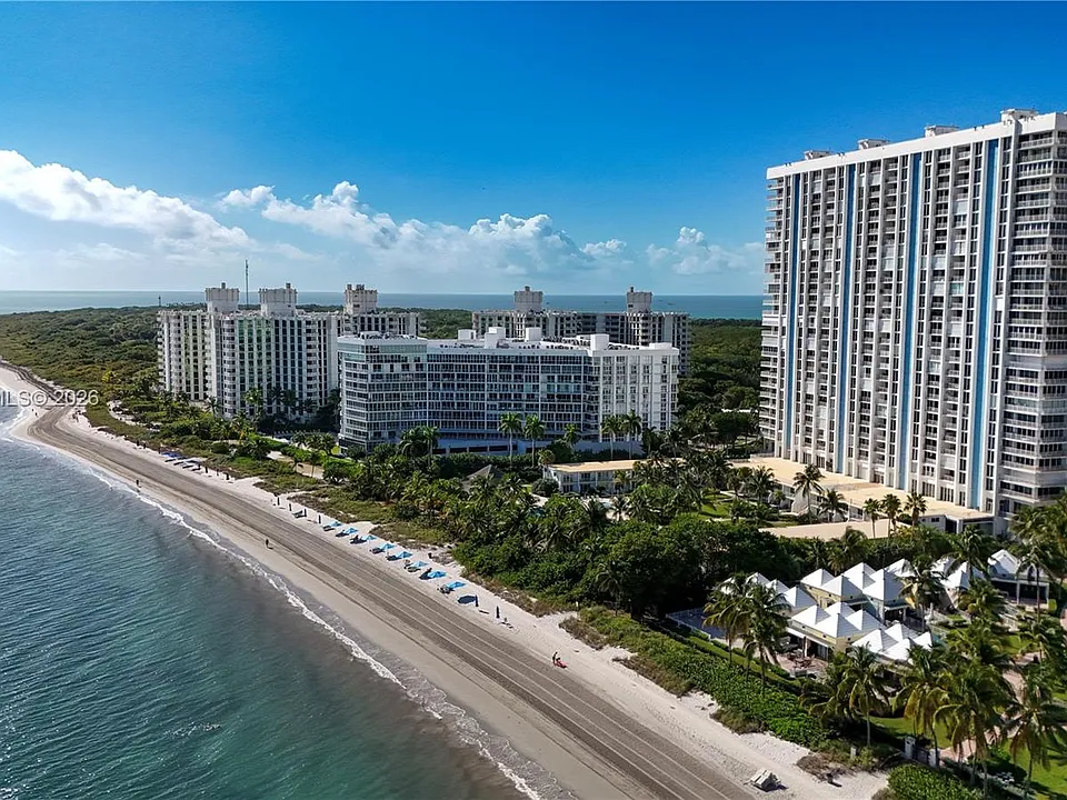 881 Ocean Dr #Townhouse 15