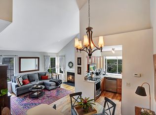 17 Tory Ct, Bedminster, NJ 07921