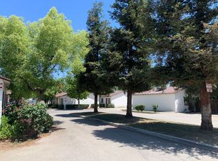 820-830 E Roberts Ln #12, Bakersfield, CA 93308