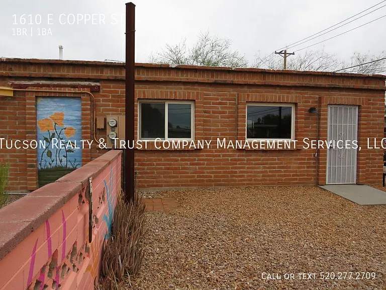 1610 E Copper St — Photo 3
