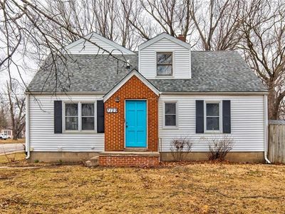 7129 Douglas Ave, Urbandale, IA, 50322