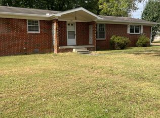 305 Stone Blvd, Tullahoma, TN 37388
