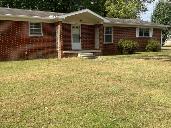 305 Stone Blvd, Tullahoma, TN 37388