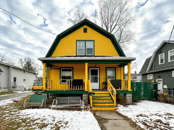 901 Howard St, Green Bay, WI 54303