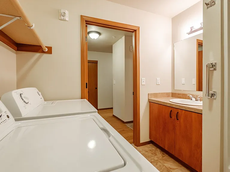 Lafayette Place Apartments — Photo 94