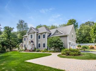 31 Mockingbird Ln, Glastonbury, CT 06033
