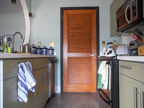 5th image of 614 W Hill Ave APT 7