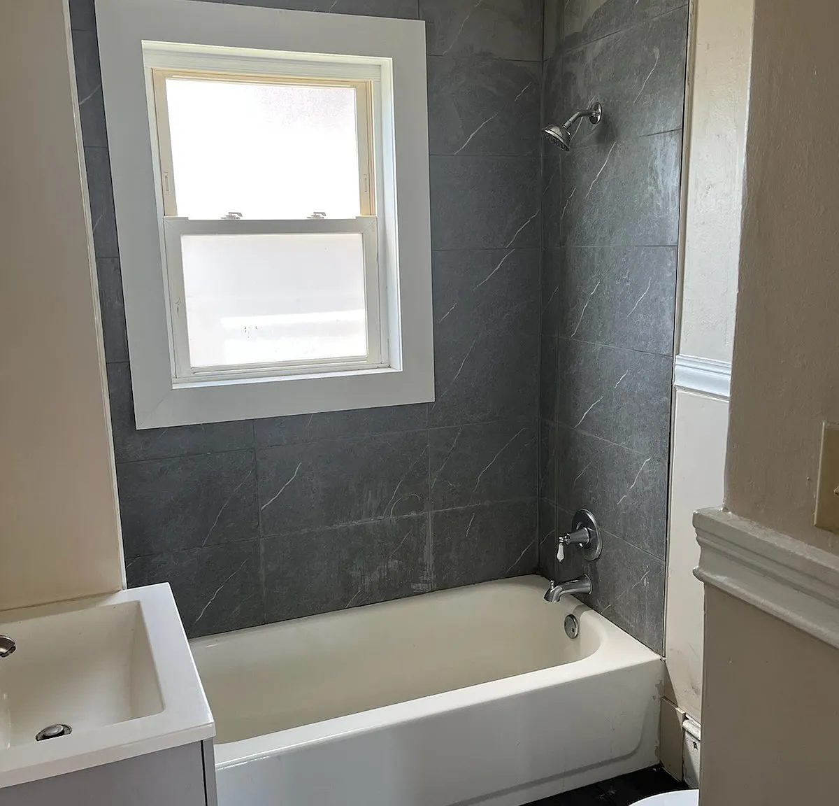 2 bed, 750 sqft, $1,900 — Photo 2