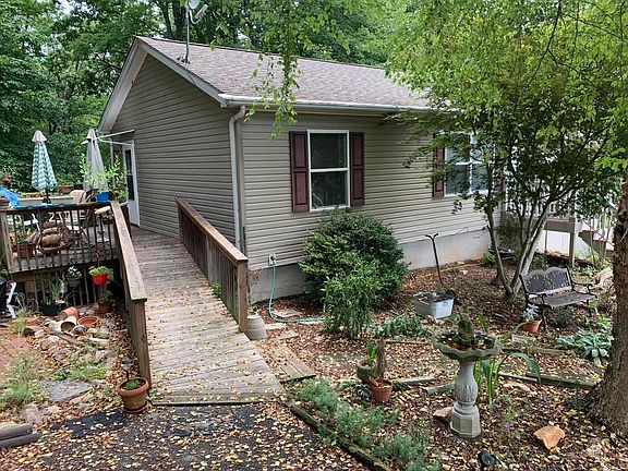 5th image of 210 Cove Point Trl #210