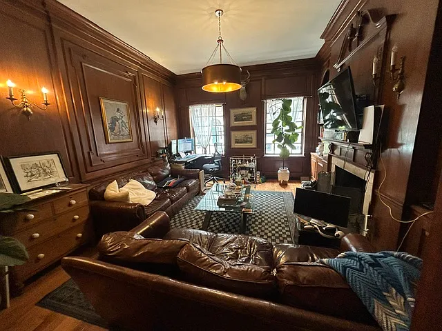 2131 Locust St #1W — Photo 3